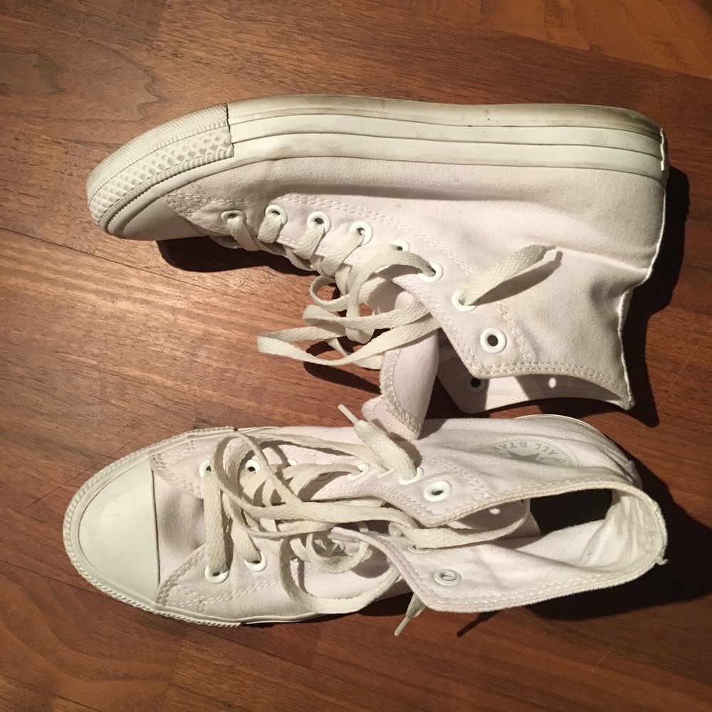 Converse All white edition